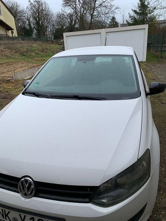 Gebraucht VW Polo Trendline 69 PS (50 kW) 2012 Weiß Limousine