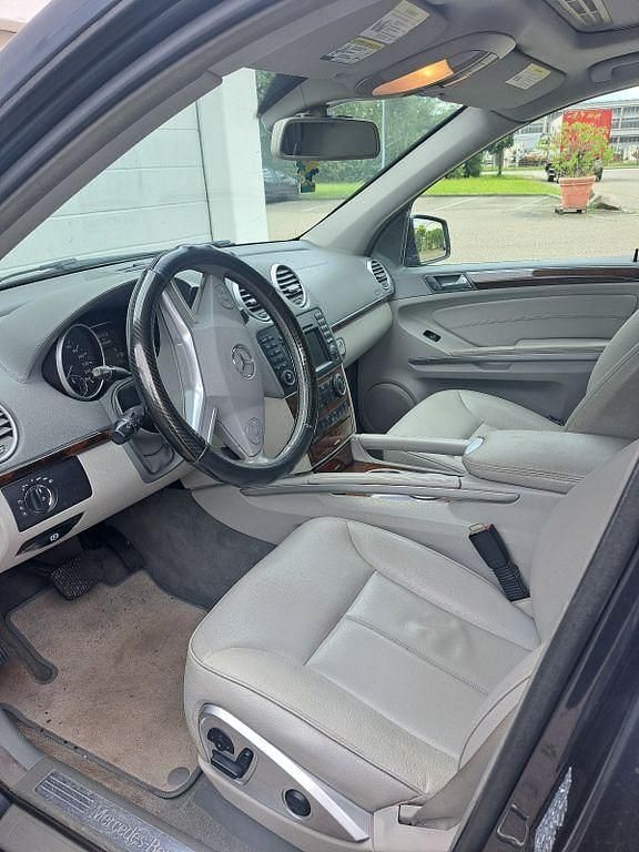 Gebraucht Mercedes GL450 340 PS (250 kW) 2011 Grau SUV