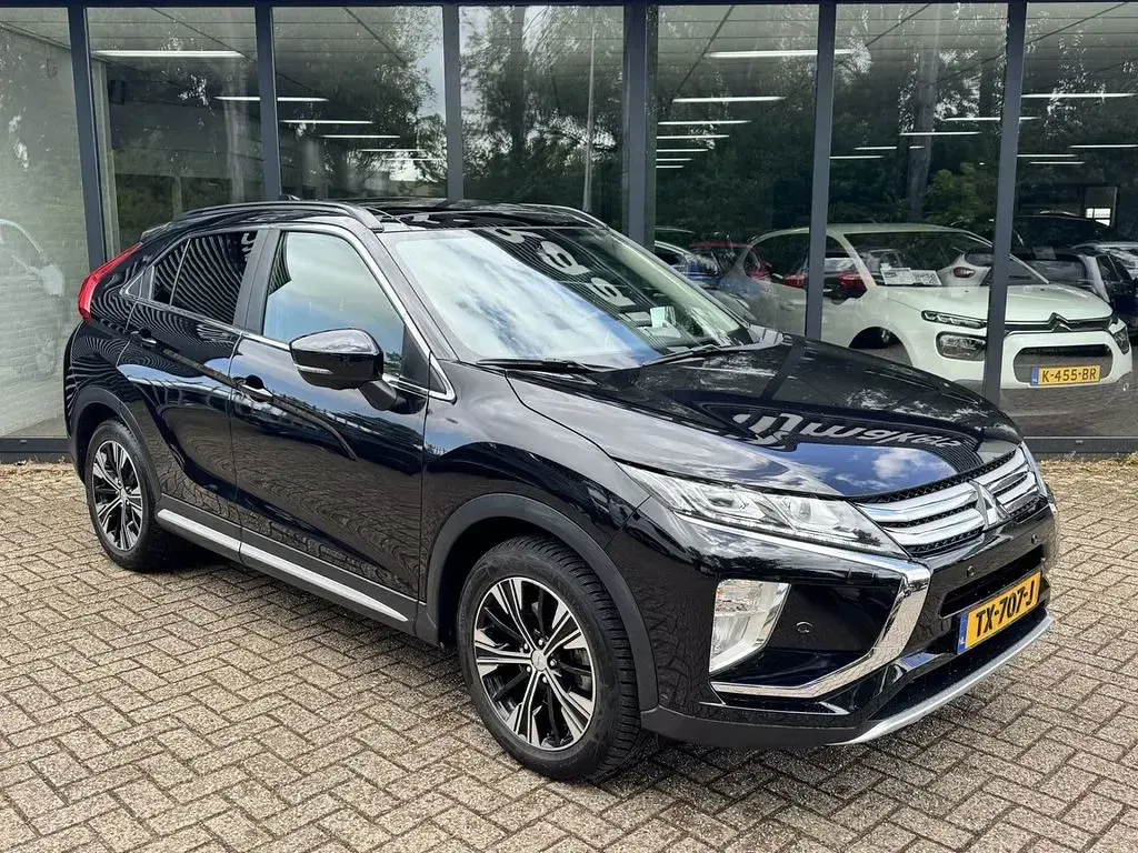 Usata Mitsubishi Eclipse Cross Instyle 165 CV (121 kW) 2018 Nero SUV