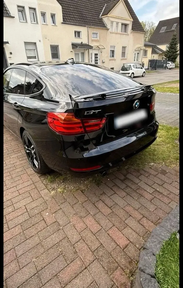 Gebraucht BMW 320 Comfort Edition 184 PS (135 kW) 2014 Schwarz Limousine
