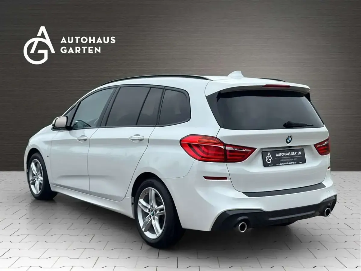 Gebraucht BMW 220 Performance 215 PS (158 kW) 2021 Weiß Limousine