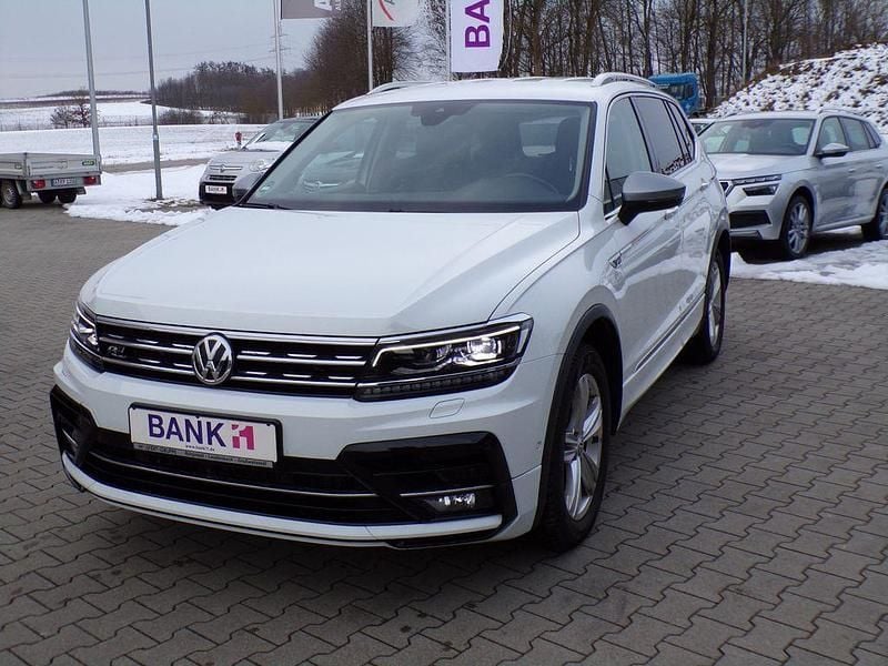 Weiß Gebraucht 2020 VW Tiguan Allspace Highline SUV | 24.800 € (Superpreis) - Bild 1/4