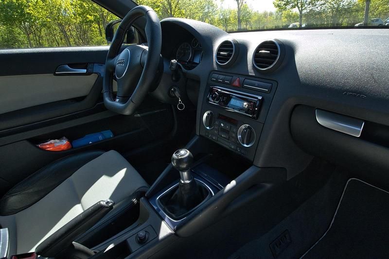 Gebraucht Audi A3 S-Line 250 PS (183 kW) 2004 Schwarz Kleinwagen