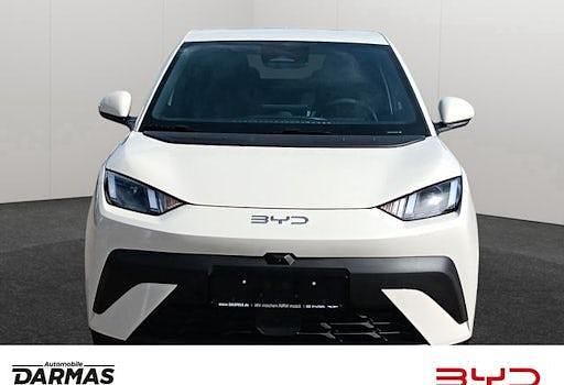 Gebraucht BYD Dolphin Surf Comfort 114 kW (156 PS) 2025 Weiß Kleinwagen