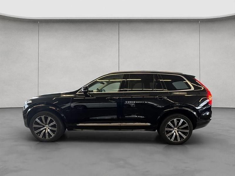 Gebraucht Volvo XC90 Plus 235 PS (172 kW) 2024 Onyx blackmetallic 717 SUV
