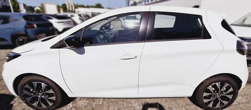 Gebraucht Renault Zoe Evolution 80 kW (109 PS) 2024 Arktisweiß Kleinwagen