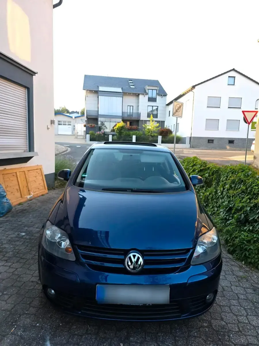 Gebraucht VW Golf V 140 PS (102 kW) 2007 Blau Kombi