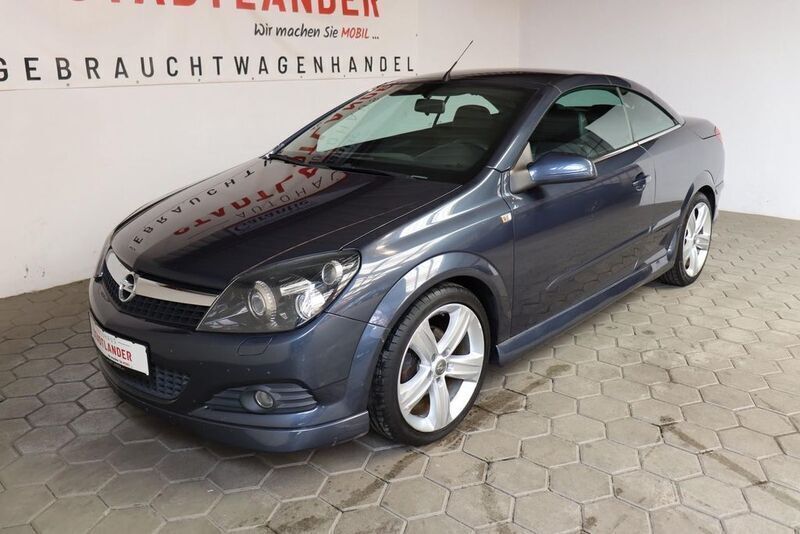 Gebraucht Opel Astra Cabriolet Cosmo 140 PS (102 kW) 2008 Metro m2 Cabrio