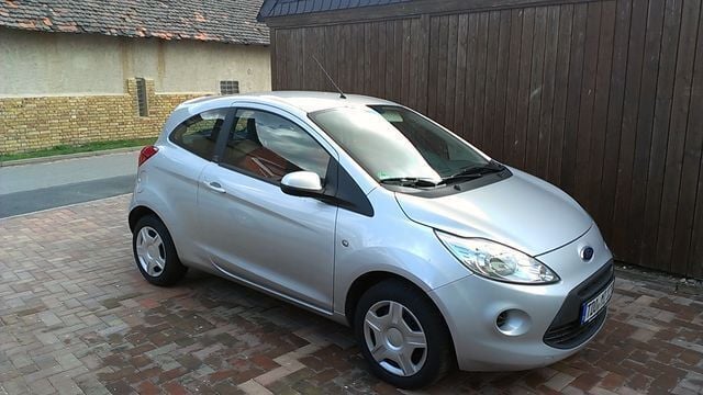 Gebraucht Ford Ka Trend 69 PS (50 kW) 2008 Silber Kleinwagen