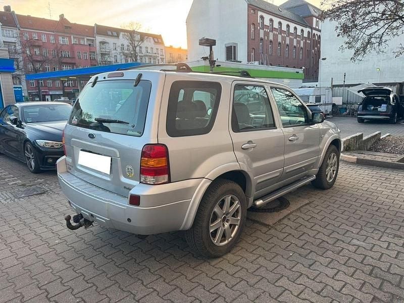 Gebraucht Ford Maverick 150 PS (110 kW) 2007 Silber SUV