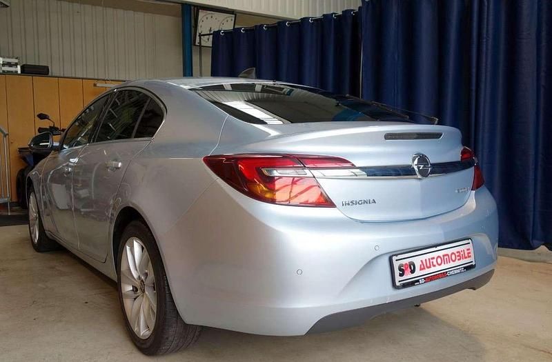 Gebraucht Opel Insignia Innovation 170 PS (125 kW) 2015 Blau Kombi