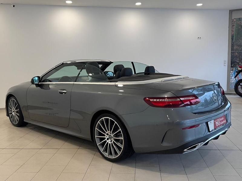 Gebraucht Mercedes E220 AMG line 194 PS (142 kW) 2019 Grau Cabrio