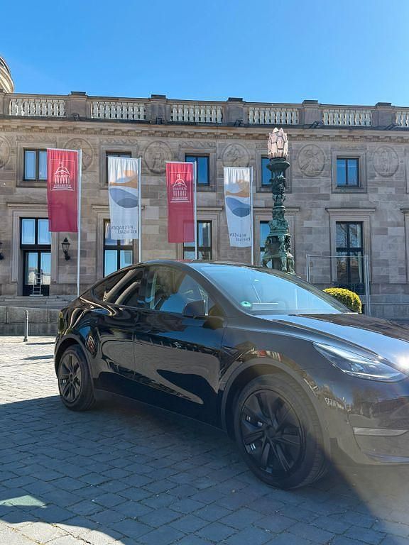 Gebraucht Tesla Model Y Long Range AWD 274 kW (373 PS) 2023 Schwarz SUV