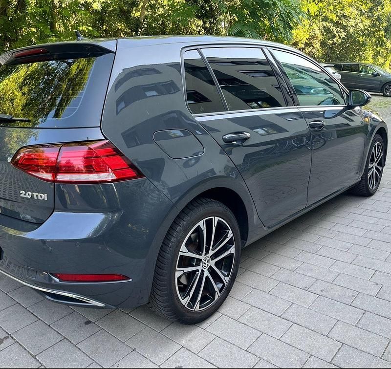 Gebraucht VW Golf VII Sound 150 PS (110 kW) 2017 Grau Limousine