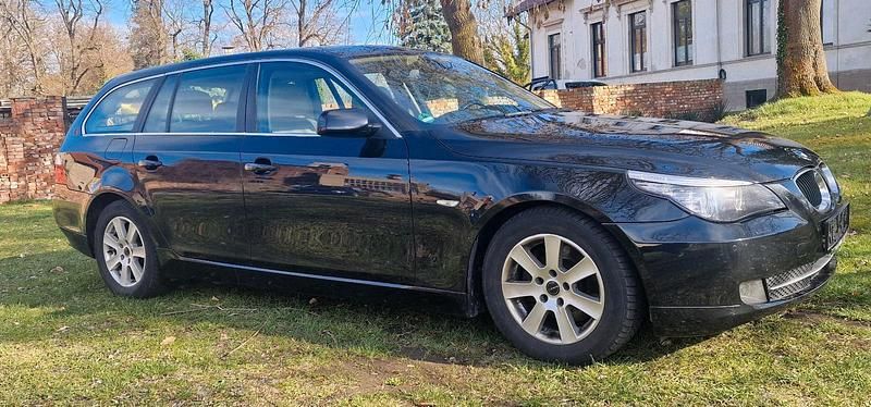 Usata BMW 523 2009 Nero Station wagon