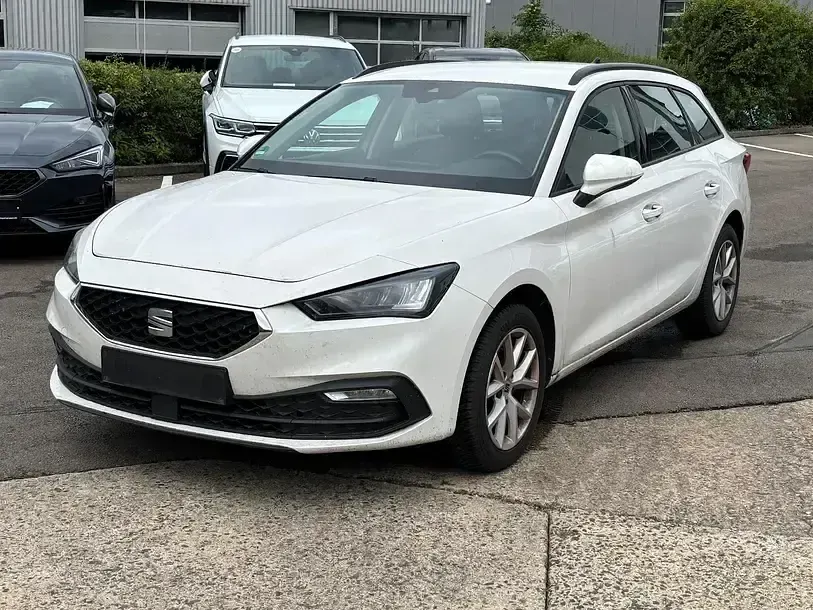 Gebraucht Seat Leon ST Style 150 PS (110 kW) 2021 "candy" weiss Kombi