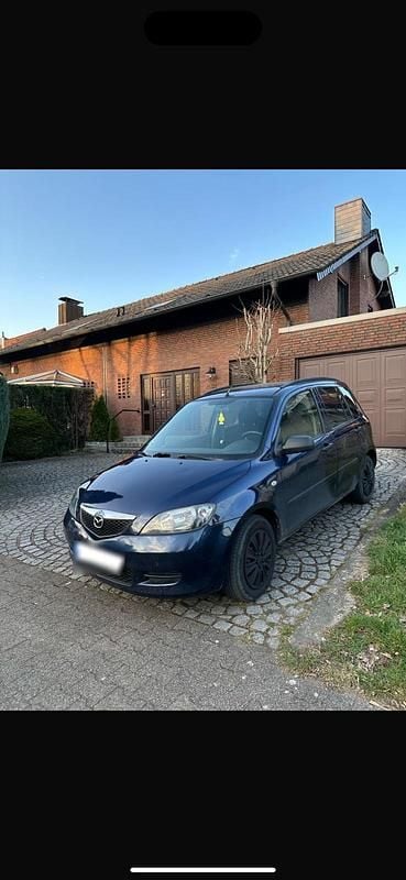 Gebraucht Mazda 2 80 PS (58 kW) 2003 Blau Kleinwagen