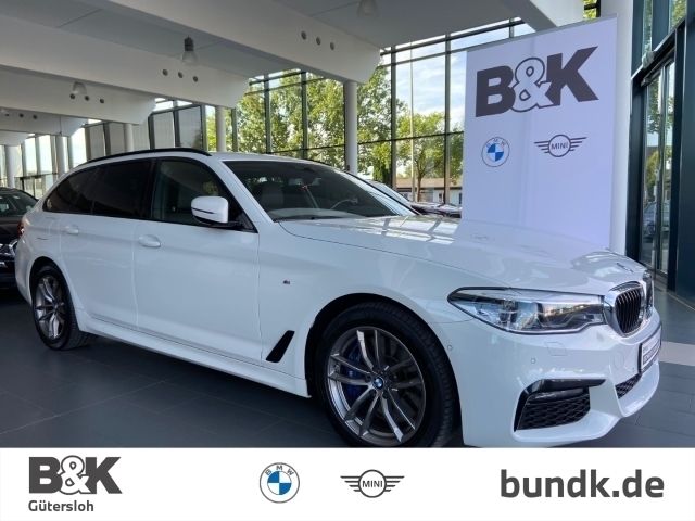 Weiss Gebraucht 2019 BMW 540 M Sport Kombi | 47.850 € - Bild 1/4