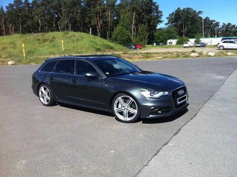 Grau Gebraucht 2012 Audi A6 S-Line Kombi | 17.950 € (Fairer Preis) - Bild 1/4