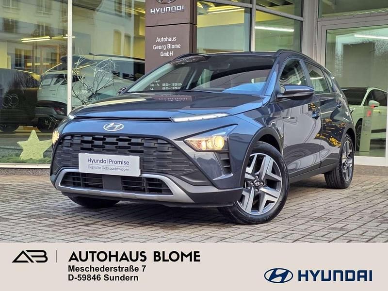 Aurora grey / met Gebraucht 2021 Hyundai Bayon Trend SUV | 17.990 € (Guter Preis) - Bild 1/4