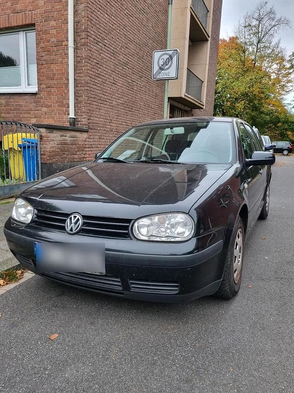 Schwarz Gebraucht 2001 VW Golf IV Kleinwagen | 1.150 € (Fairer Preis) - Bild 1/4