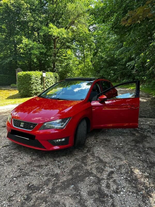 Rot Gebraucht 2013 Seat Leon FR Limousine | 6.900 € (Guter Preis) - Bild 1/4