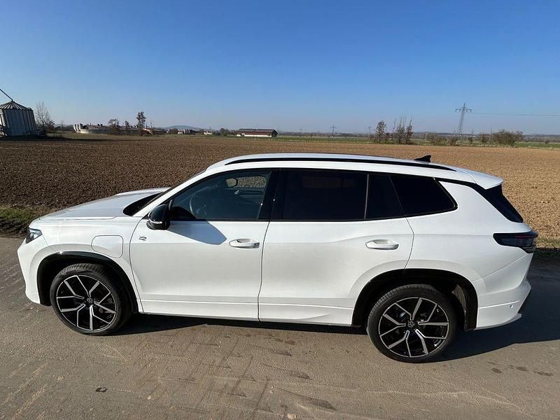 Gebraucht VW Tayron Style 204 PS (150 kW) 2025 Weiß SUV