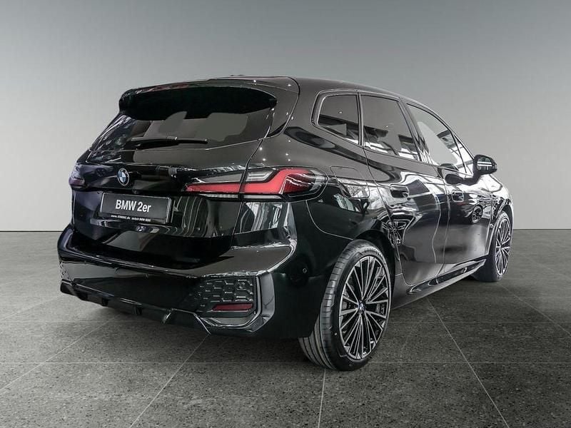 Gebraucht BMW 218 Performance 136 PS (100 kW) 2025 Schwarz Limousine