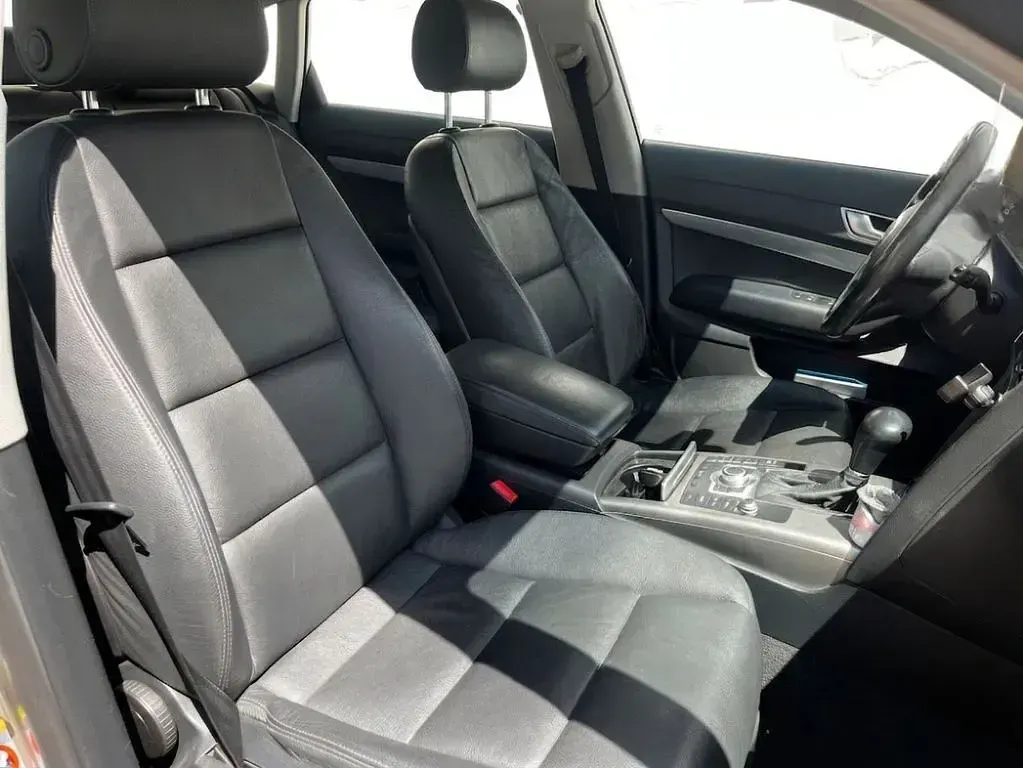 Używany Audi A6 Comfort 177 KM (130 kW) 2006 Srebrny Sedan/Limuzyna