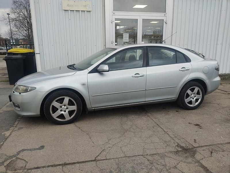 Usado Mazda 6 Active Plus 166 HP (122 kW) 2006 Prateado Sedan