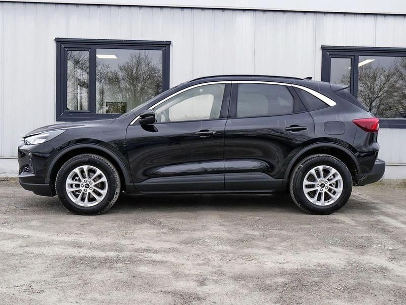 Neu Ford Kuga Titanium 243 PS (178 kW) 2025 Schwarz SUV
