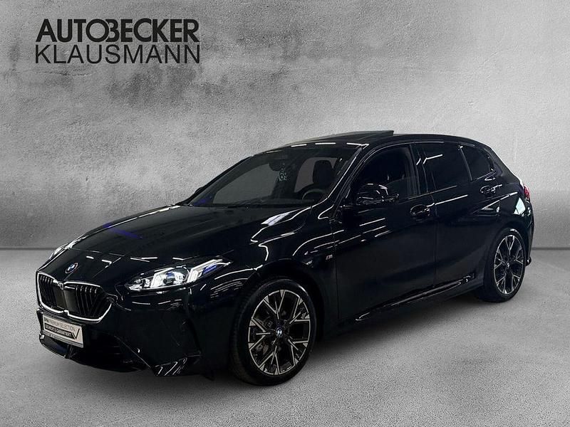 Schwarz Gebraucht 2025 BMW 120 Shadowline Kleinwagen | 36.555 € (Guter Preis) - Bild 1/4