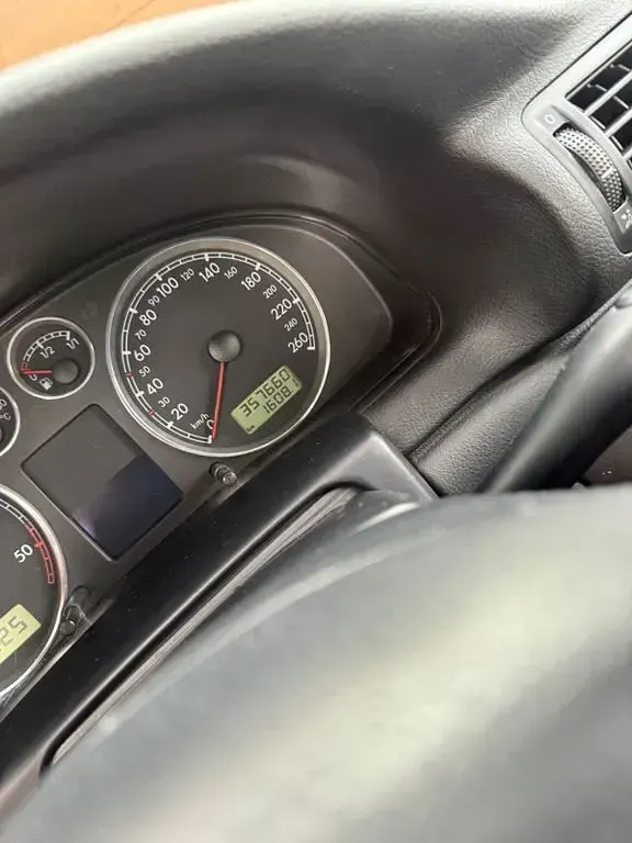 Gebraucht VW Passat Comfortline 131 PS (96 kW) 2002 Blau Kombi