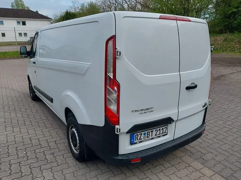 Gebraucht Ford Transit Custom Trend 105 PS (77 kW) 2022 Weiß Van / Kleinbus
