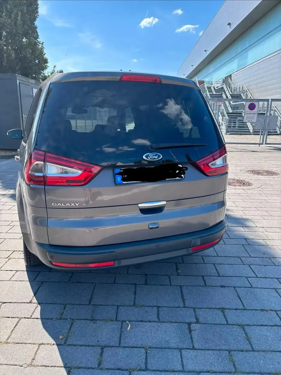 Gebraucht Ford Galaxy 200 PS (147 kW) 2013 Grau Van / Kleinbus
