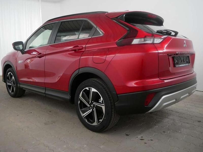 Neu Mitsubishi Eclipse Cross Plus 188 PS (138 kW) 2025 Dynamikrot SUV