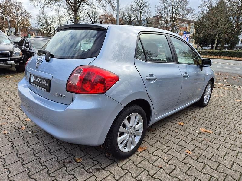 Gebraucht Toyota Auris Sol 124 PS (91 kW) 2008 Blau Kleinwagen