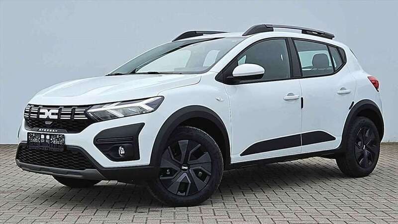 Weiß Gebraucht 2024 Dacia Sandero Expression Kleinwagen | 16.470 € (Superpreis) - Bild 1/3