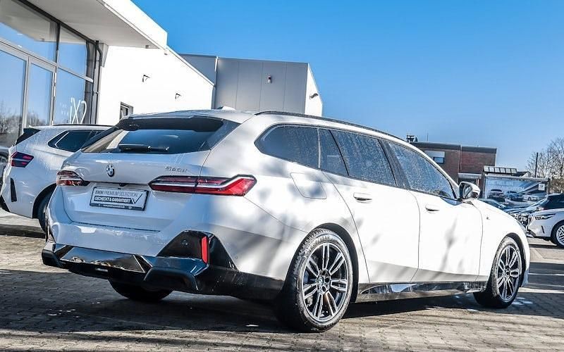 Gebraucht BMW 520 Comfort Edition 197 PS (144 kW) 2025 Weiß Kombi