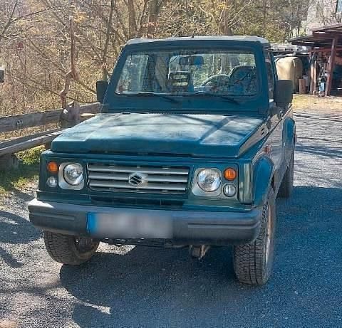 Usado Suzuki Samurai 70 HP (51 kW) 2000 Verde SUV