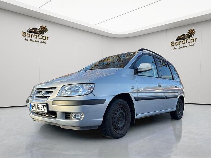 Silber Gebraucht 2004 Hyundai Matrix Edition+ Van / Kleinbus | 1.490 € (Fairer Preis) - Bild 1/4