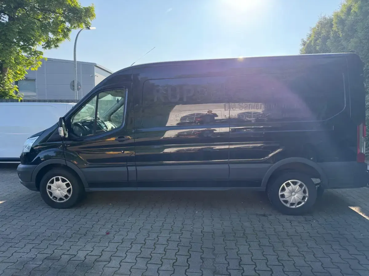 Gebraucht Ford Transit Trend 131 PS (96 kW) 2016 Schwarz Limousine