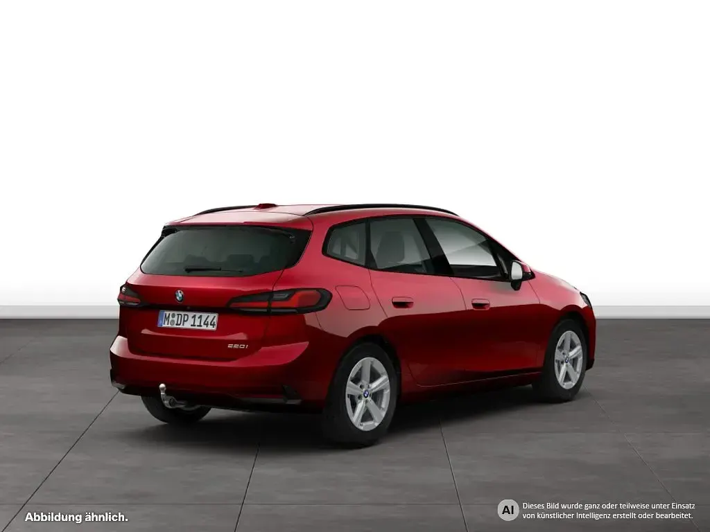 Gebraucht BMW 220 Active Tourer 156 PS (114 kW) 2025 Rot Van / Kleinbus