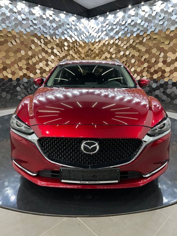 Soul red crystal m Gebraucht 2019 Mazda 6 Exclusive-Line Kombi | 16.948 € - Bild 1/4