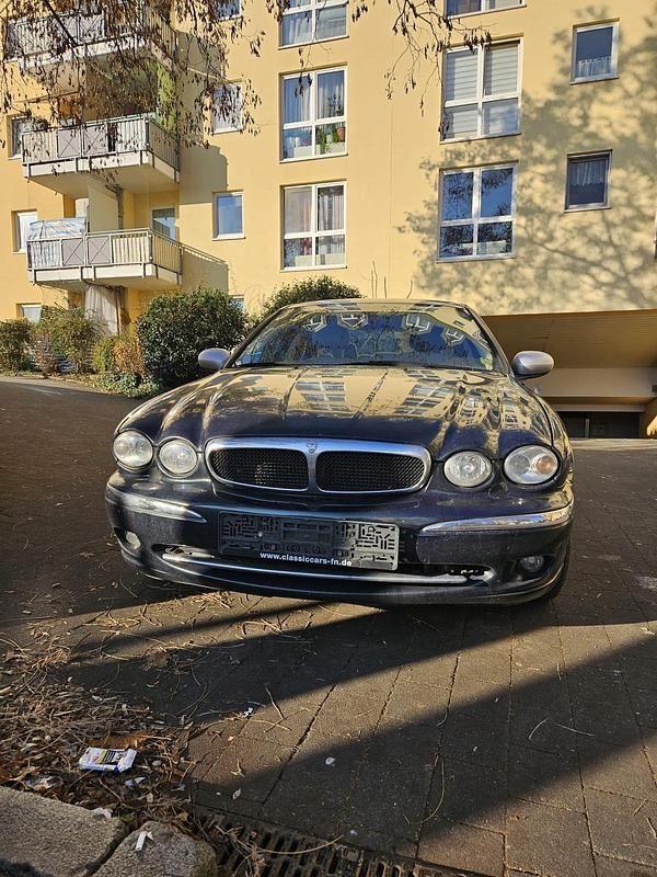 Grün Gebraucht 2003 Jaguar X-type Limousine | 1.450 € (Guter Preis) - Bild 1/4