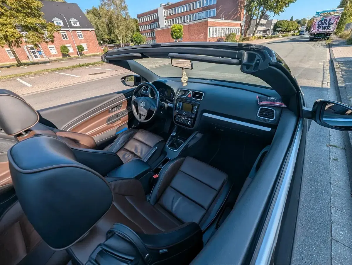 Gebraucht VW Eos Exclusive 211 PS (155 kW) 2011 Schwarz Cabrio