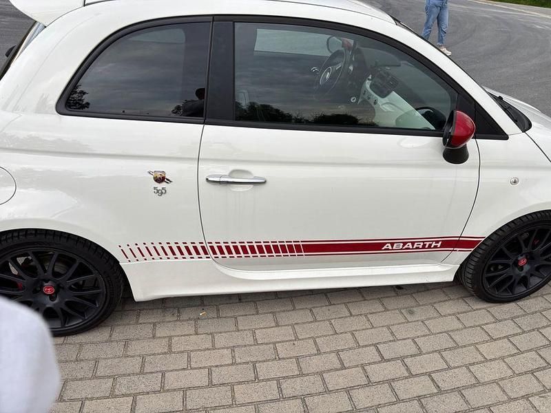 Gebraucht Abarth 595 160 PS (117 kW) 2015 Weiß Kleinwagen