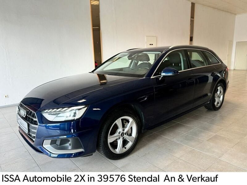 Blau Gebraucht 2021 Audi A4 Advanced Kombi | 24.999 € (Teuer) - Bild 1/4
