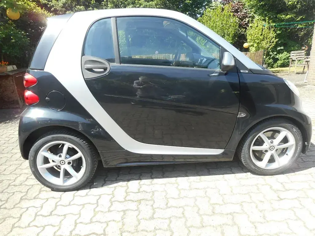 Gebraucht Smart ForTwo Coupé Pulse 71 PS (52 kW) 2011 Schwarz Coupé