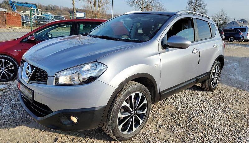 Grau Gebraucht 2010 Nissan Qashqai I-Way SUV | 9.900 € (Etwas zu teuer) - Bild 1/4